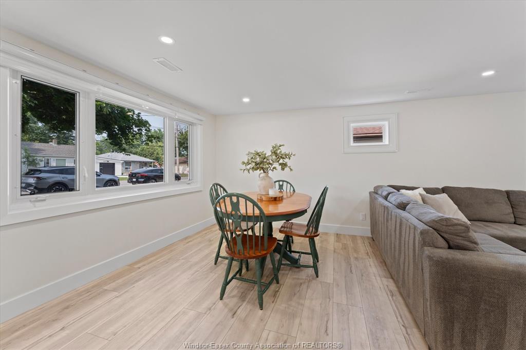 414 St Louis, Belle River, ON - Indoor
