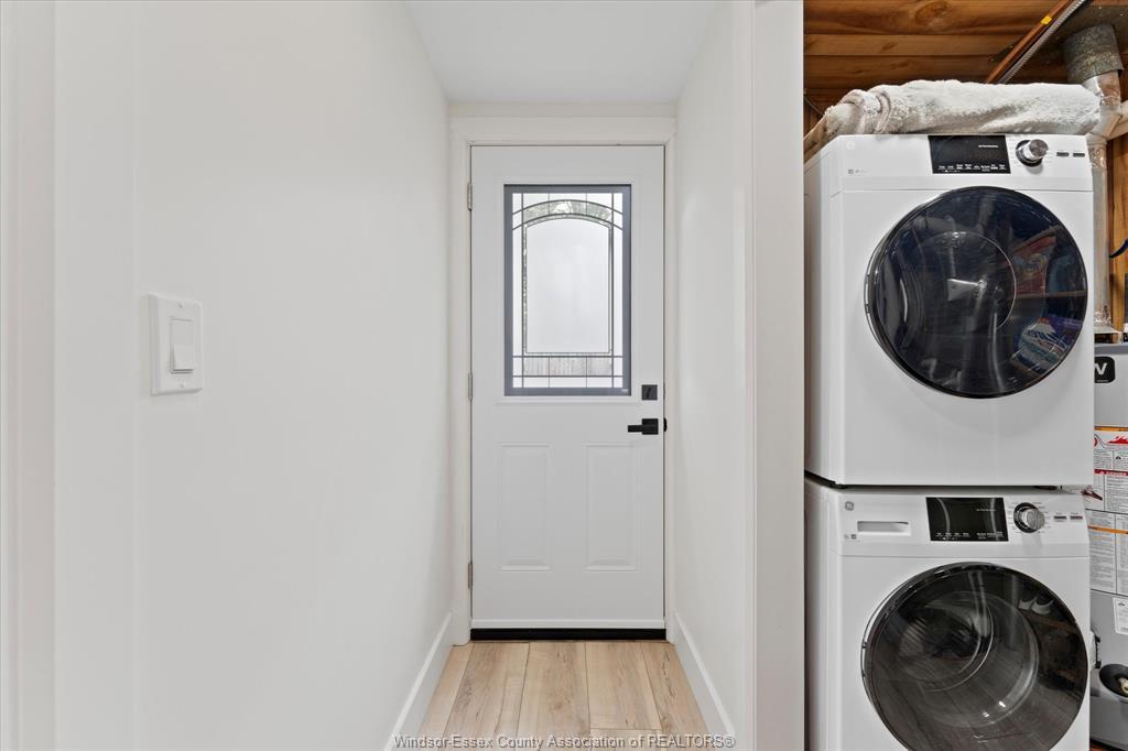 414 St Louis, Belle River, ON - Indoor Photo Showing Laundry Room