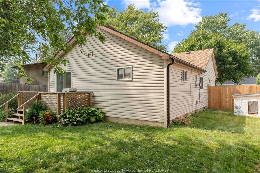 414 St Louis, Belle River, ON - Outdoor With Exterior