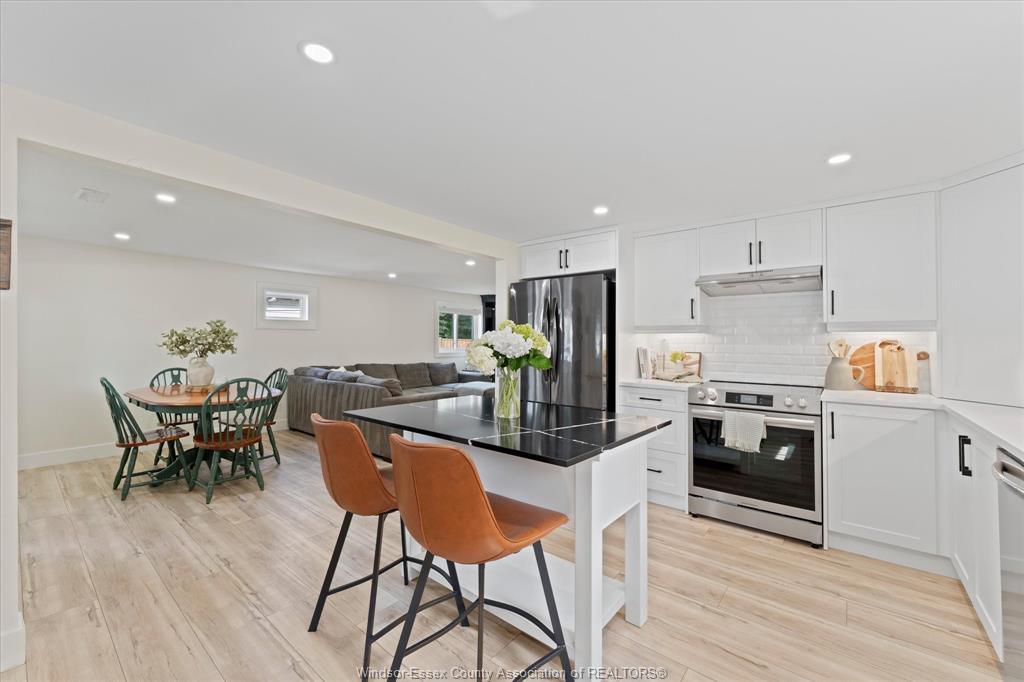 414 St Louis, Belle River, ON - Indoor