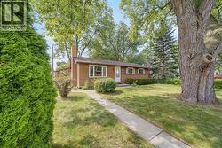 2979 ORION CRESCENT Windsor, ON N9E 2Z3