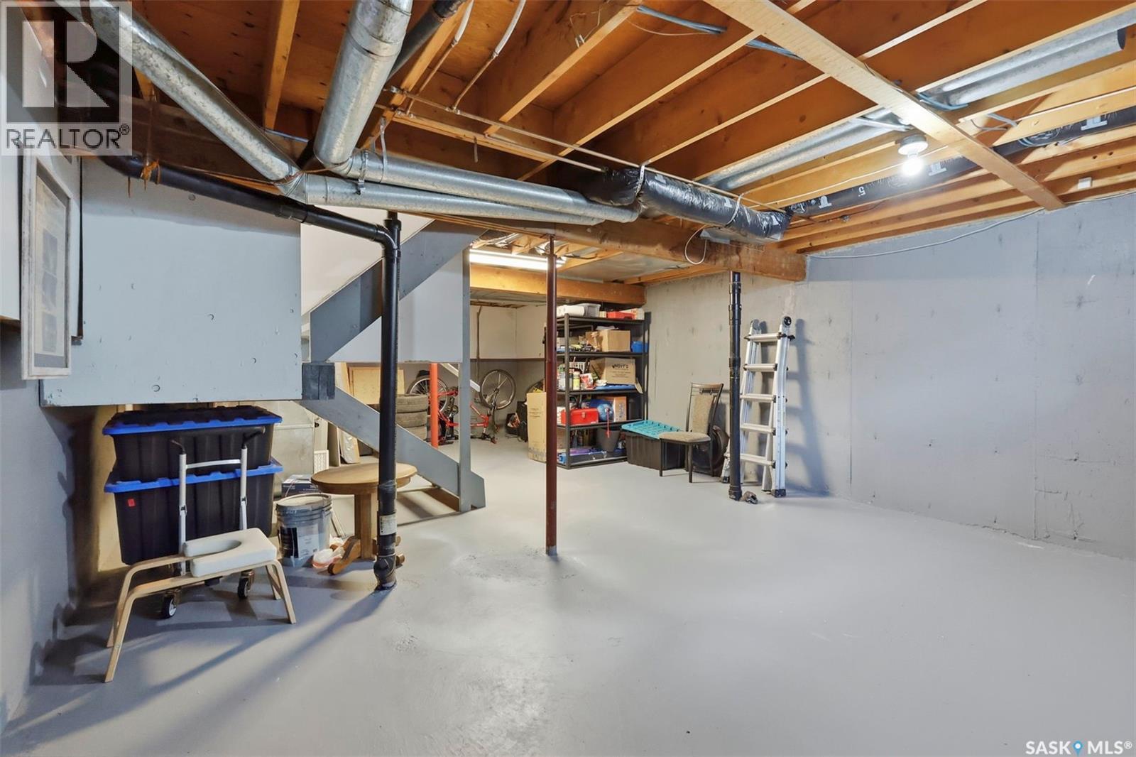 A & B 414 Gardiner Place, Saskatoon, SK - Indoor Photo Showing Basement