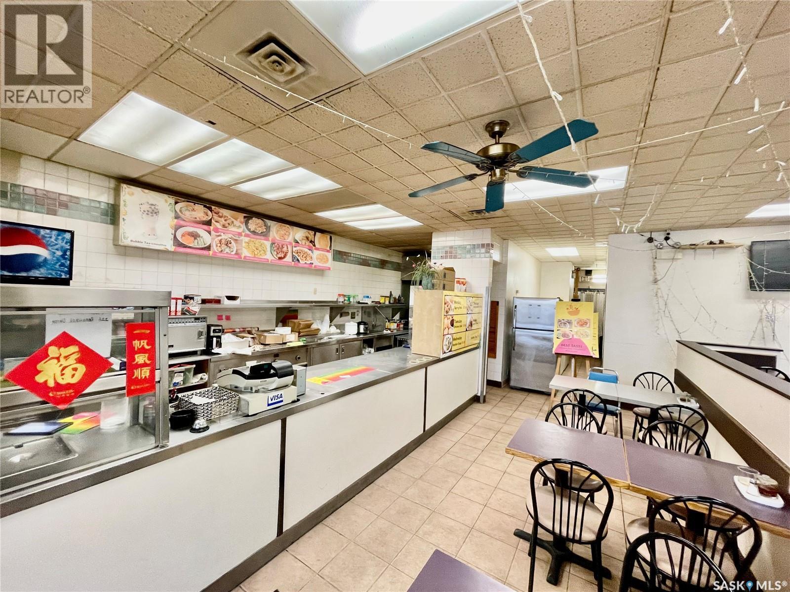 102 216 33Rd Street, Saskatoon, SK