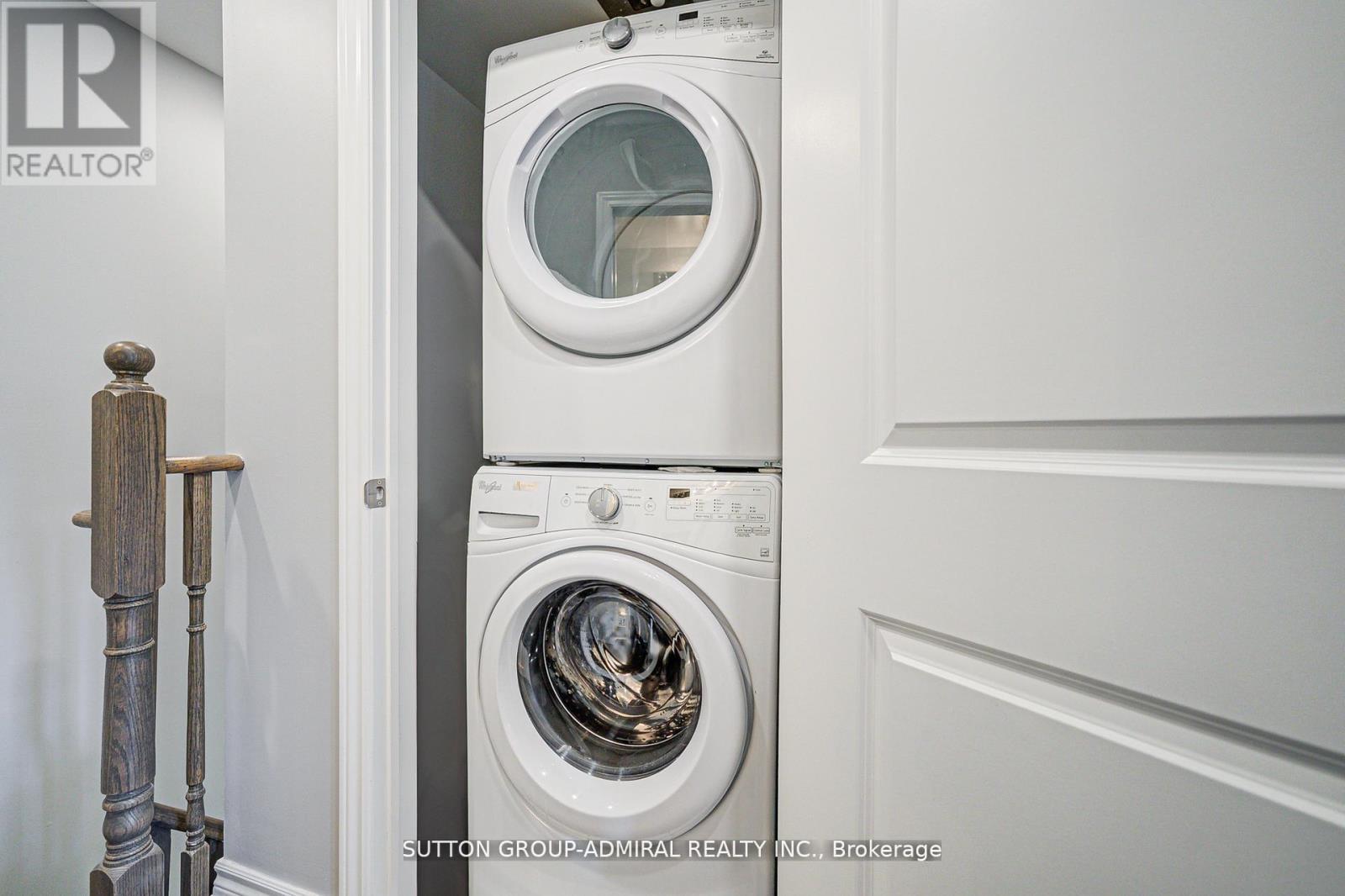 Second Floor Laundry - 3 - 196 Pine Grove Road, Vaughan, ON - Indoor Photo Showing Laundry Room