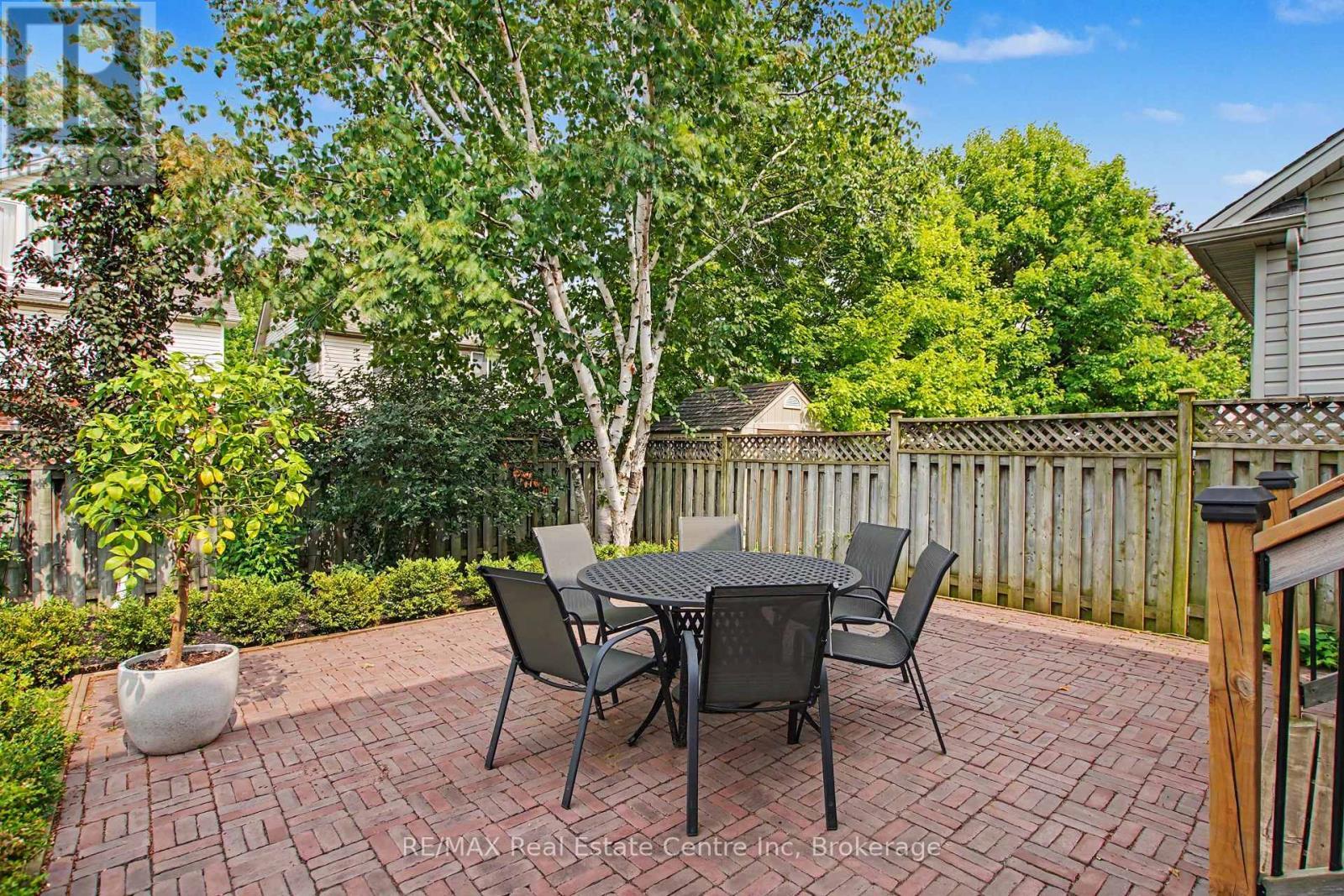 115 Mcfarlane Drive, Cambridge, ON - Outdoor With Deck Patio Veranda