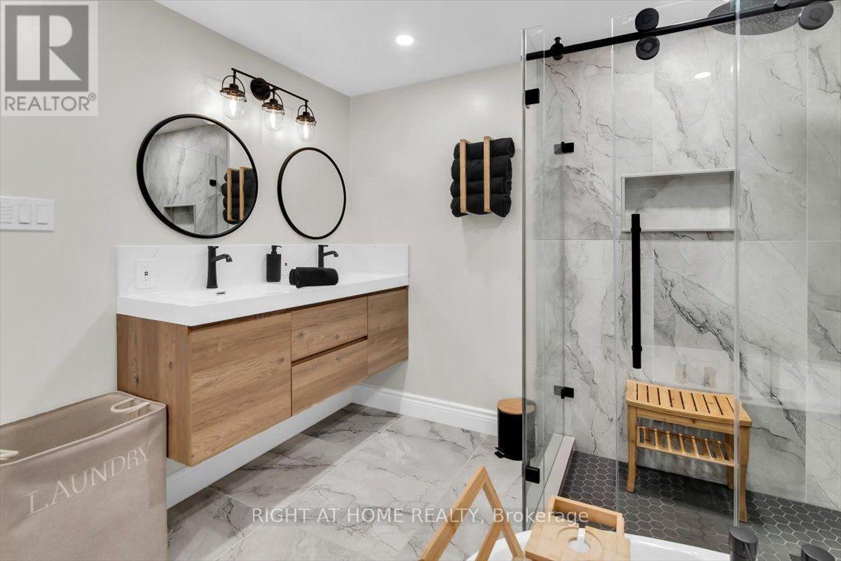 18 Bashford Road, Ajax, ON - Indoor Photo Showing Bathroom