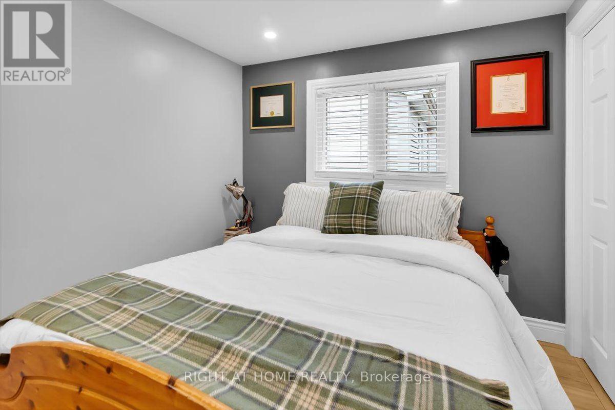 18 Bashford Road, Ajax, ON - Indoor Photo Showing Bedroom