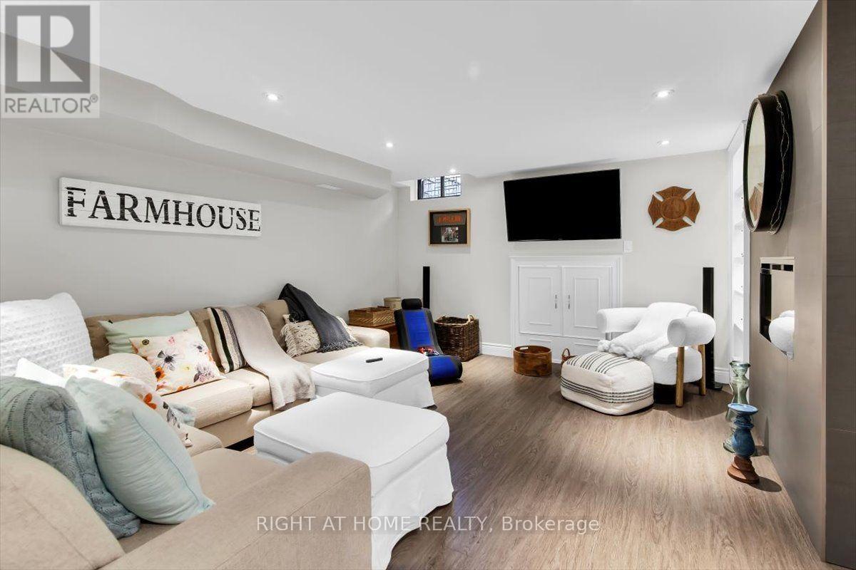 18 Bashford Road, Ajax, ON - Indoor