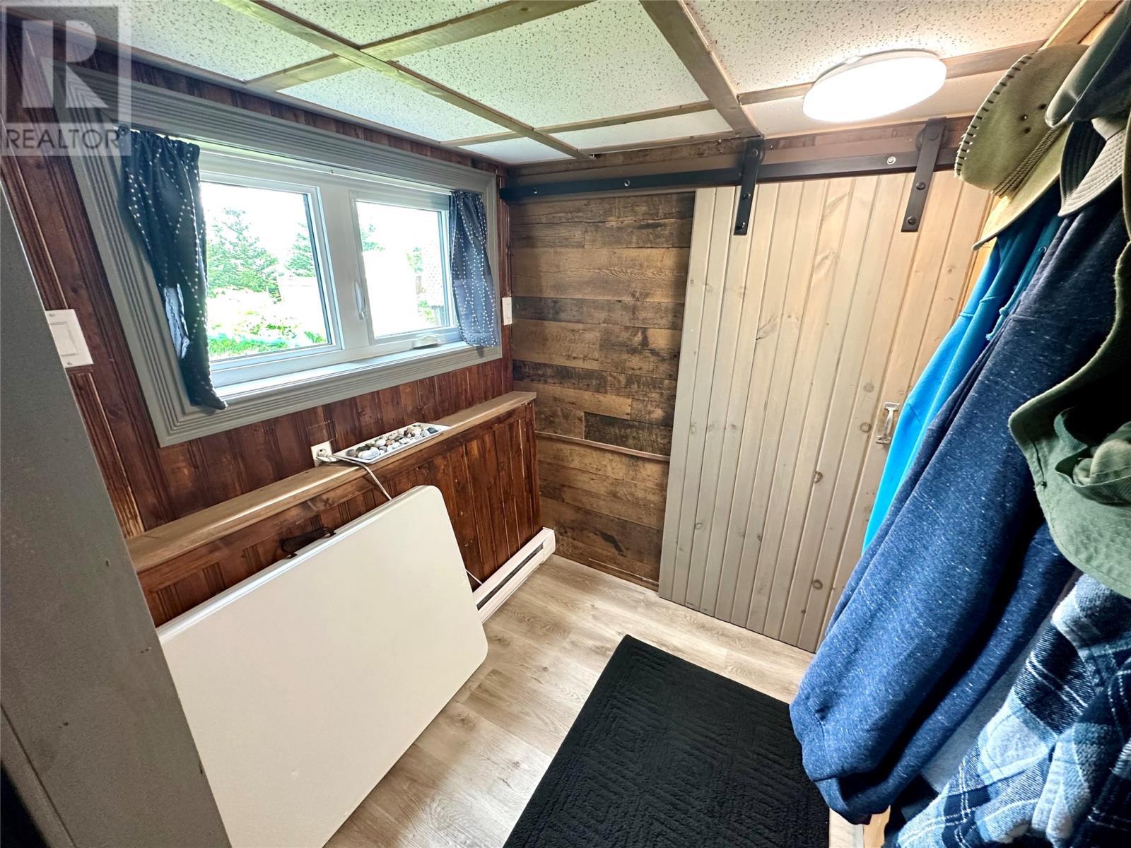 11 Atlantic Drive, Lumsden, NL - Indoor