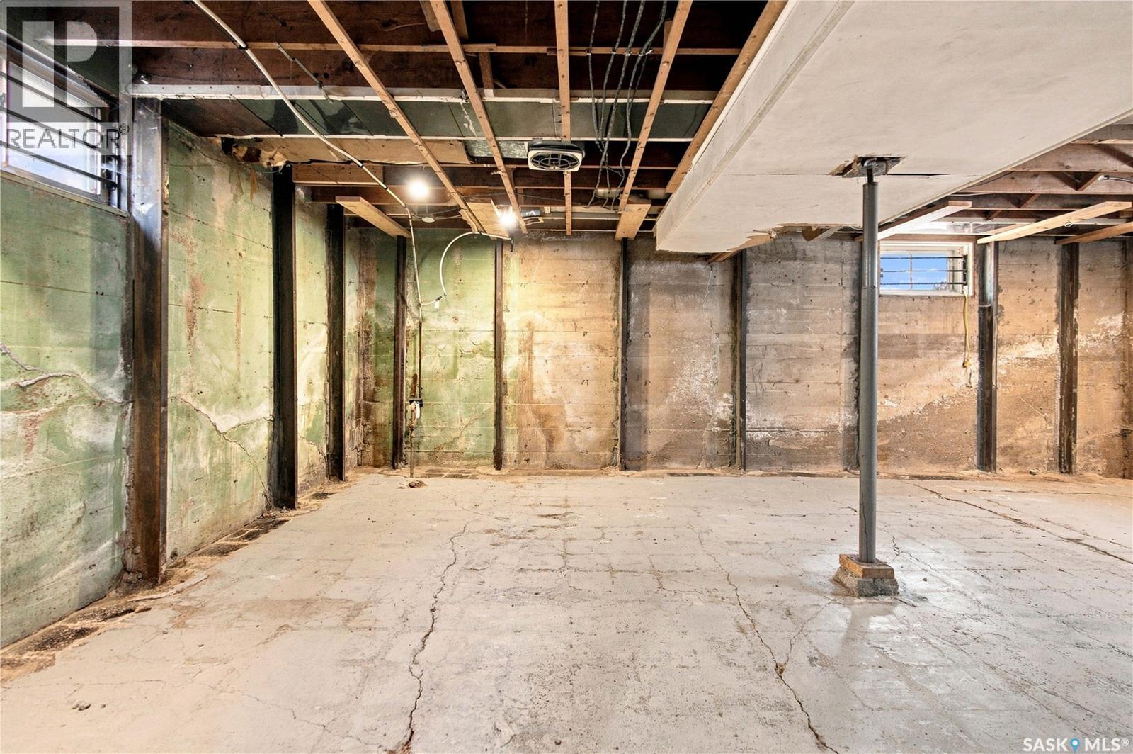 1336 Princess Street, Regina, SK - Indoor Photo Showing Basement