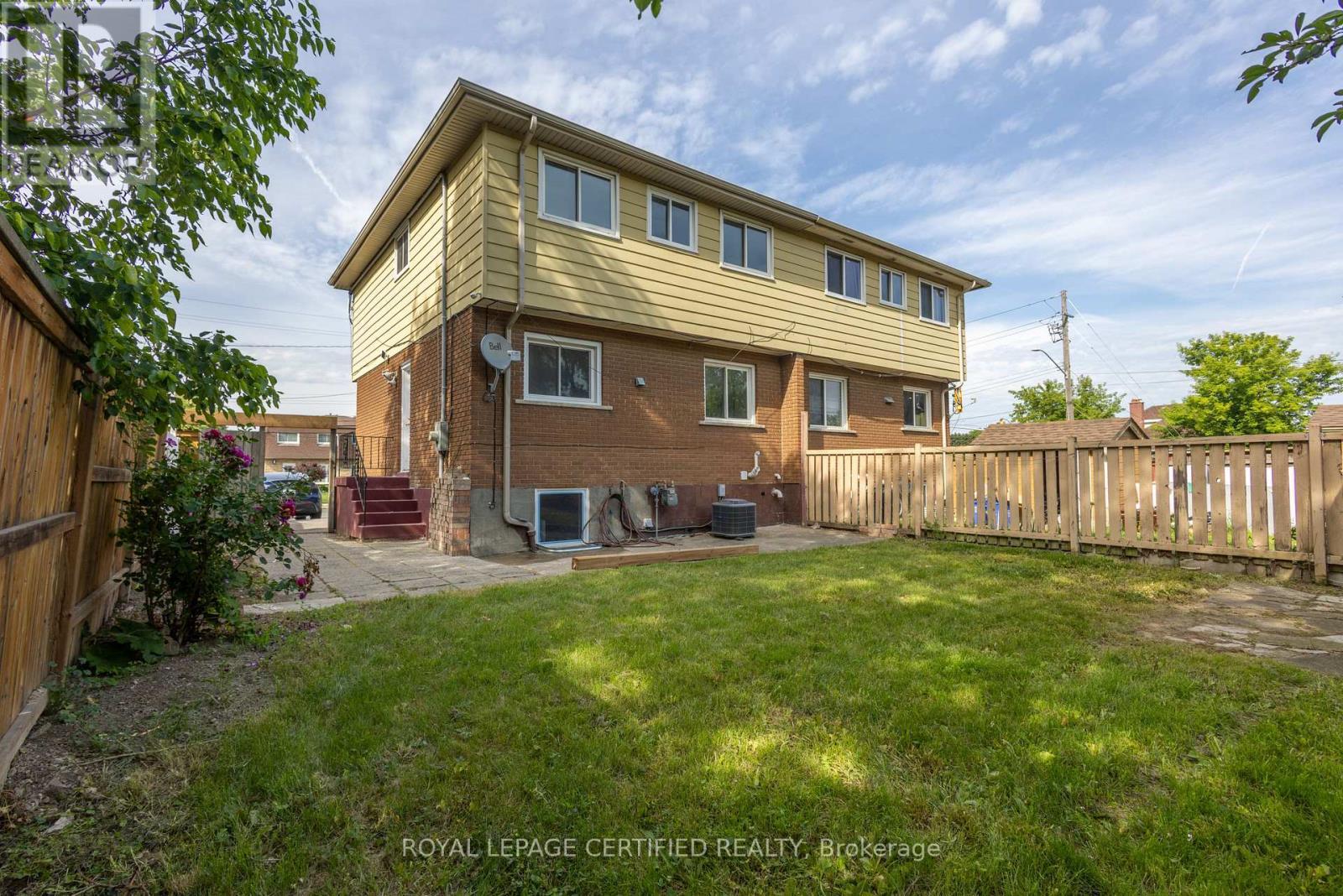 111 Limeridge Road W, Hamilton, ON - Outdoor