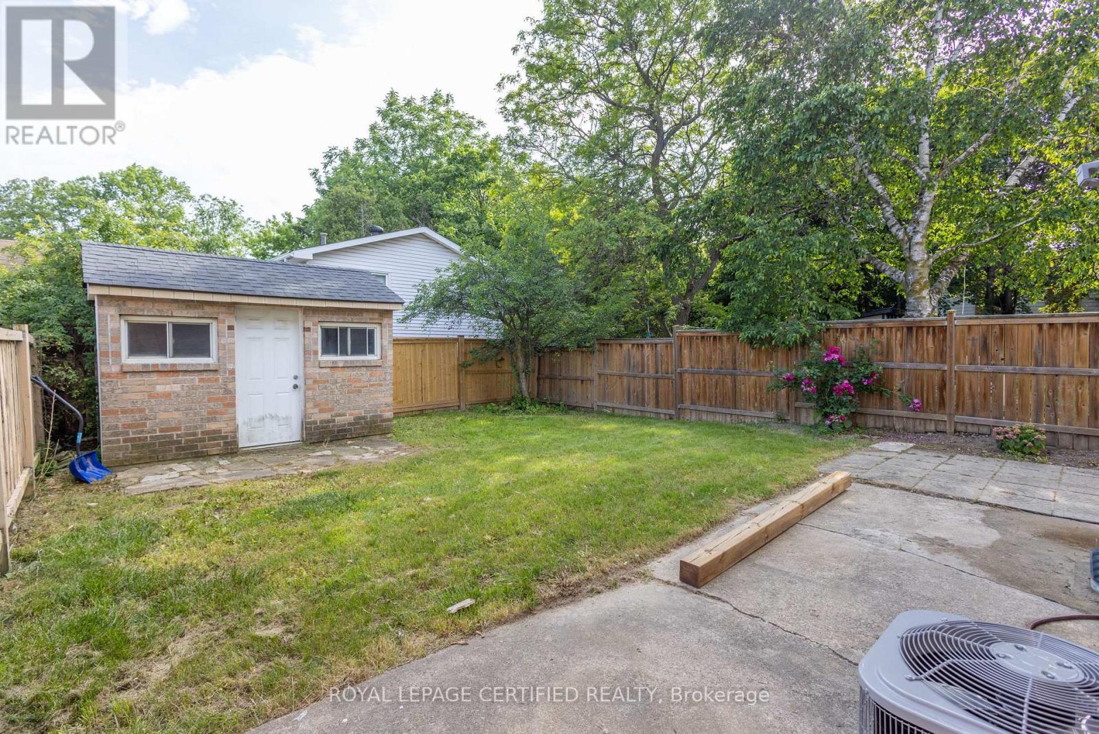 111 Limeridge Road W, Hamilton, ON - Outdoor