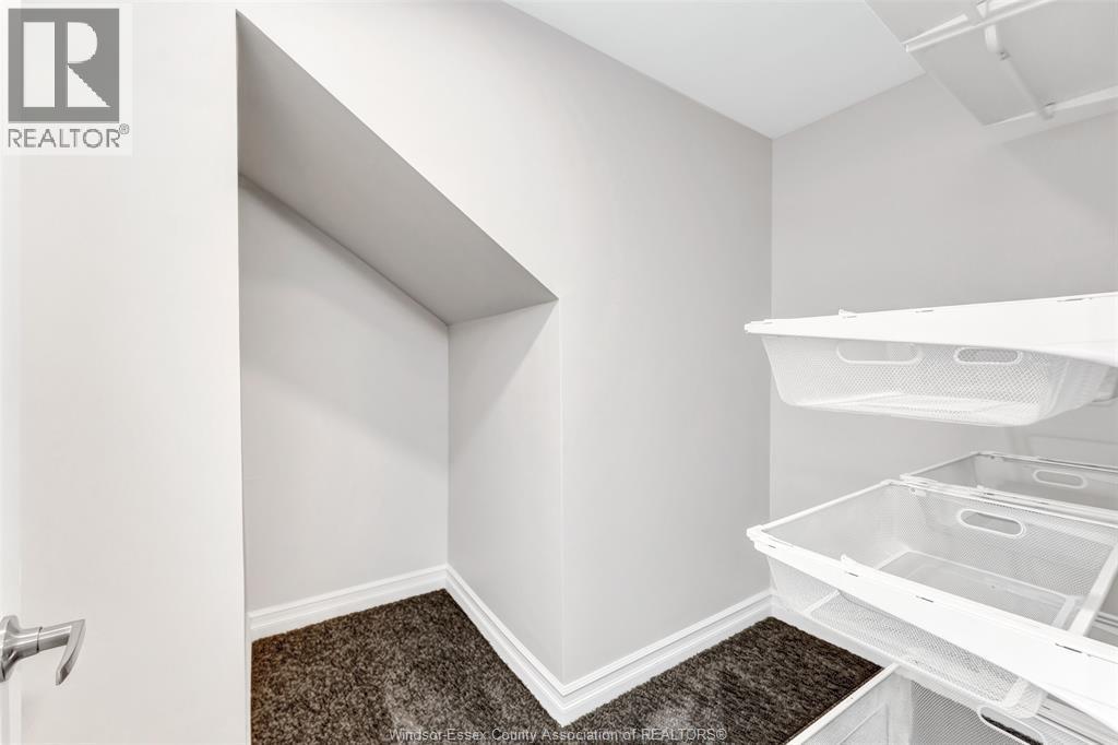 1362 Elsmere, Windsor, ON - Indoor