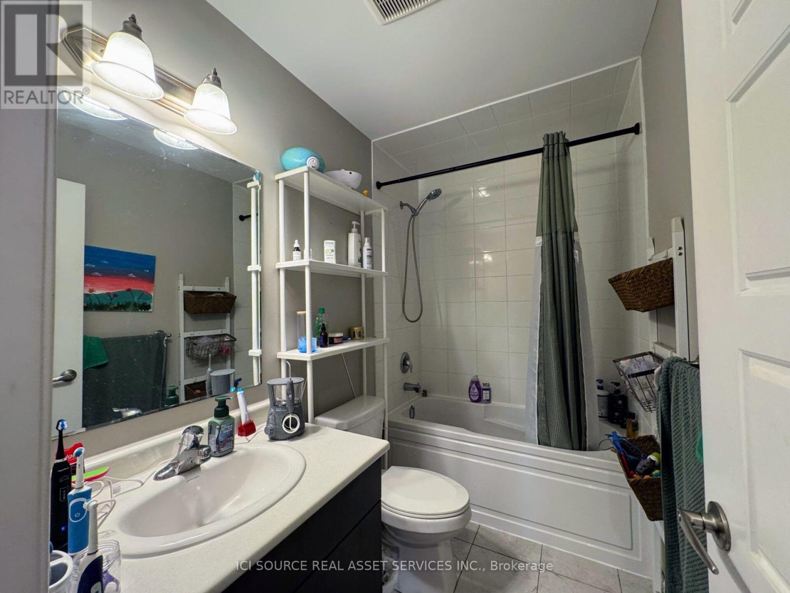 543 Goldenrod Lane, Kitchener, ON - Indoor Photo Showing Bathroom