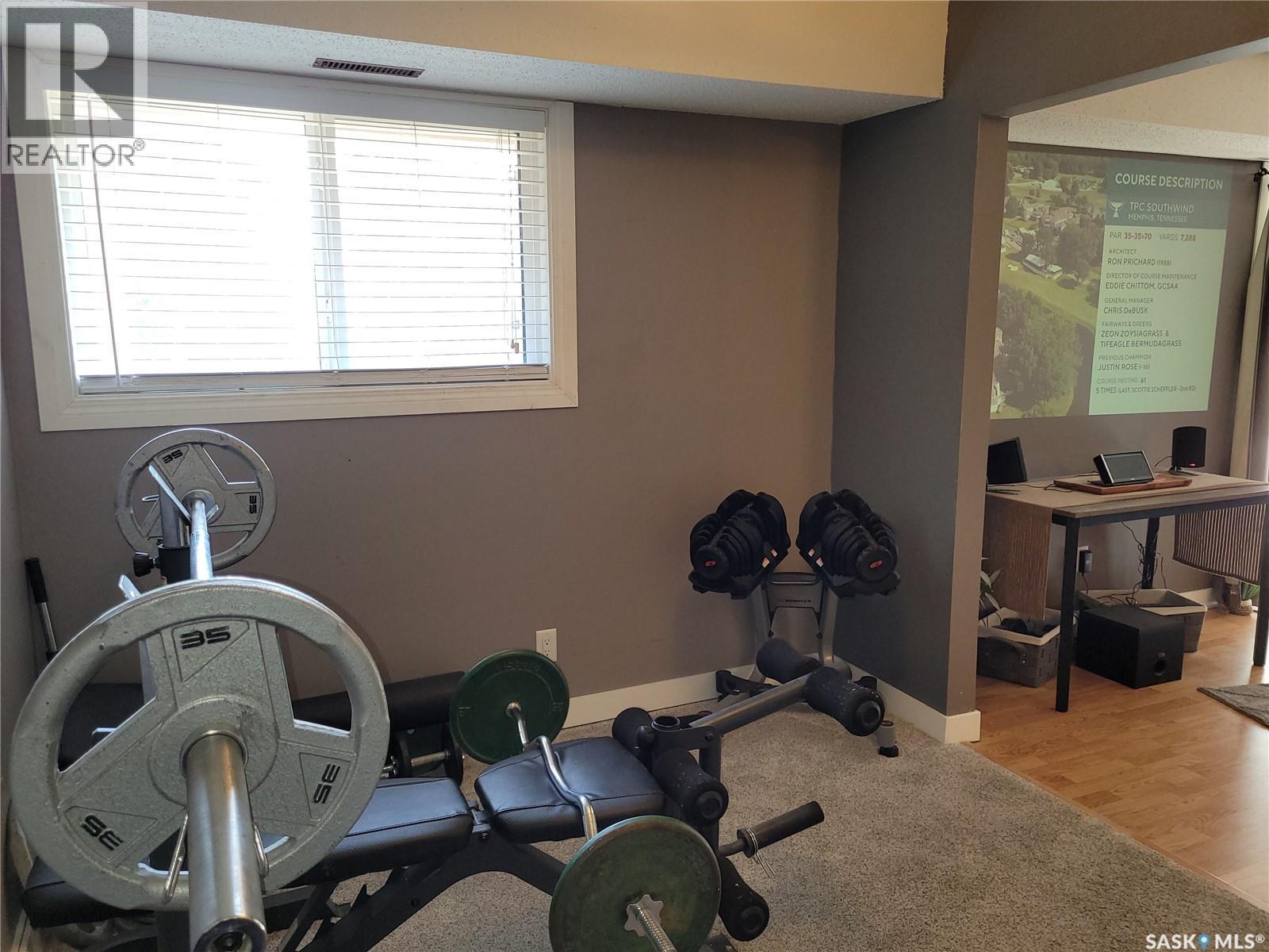 320 510 Prairie Avenue, Saskatoon, SK - Indoor Photo Showing Gym Room