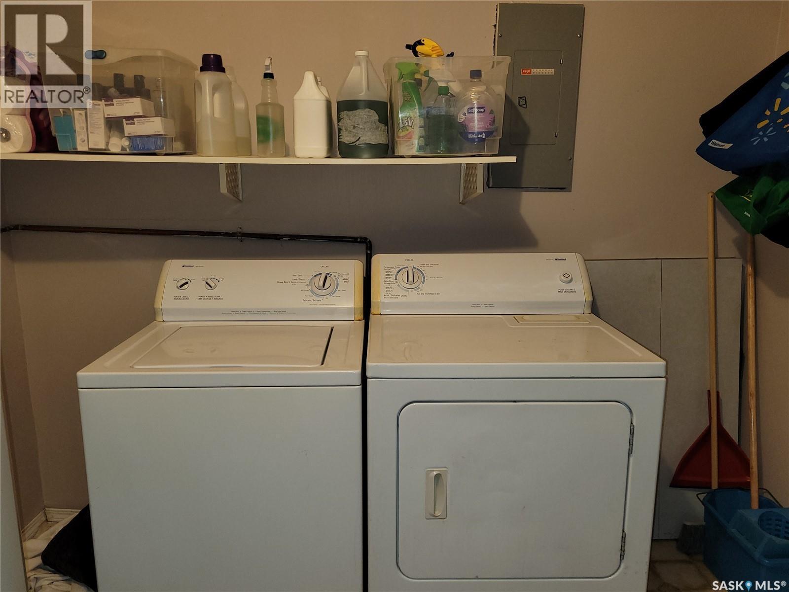 320 510 Prairie Avenue, Saskatoon, SK - Indoor Photo Showing Laundry Room
