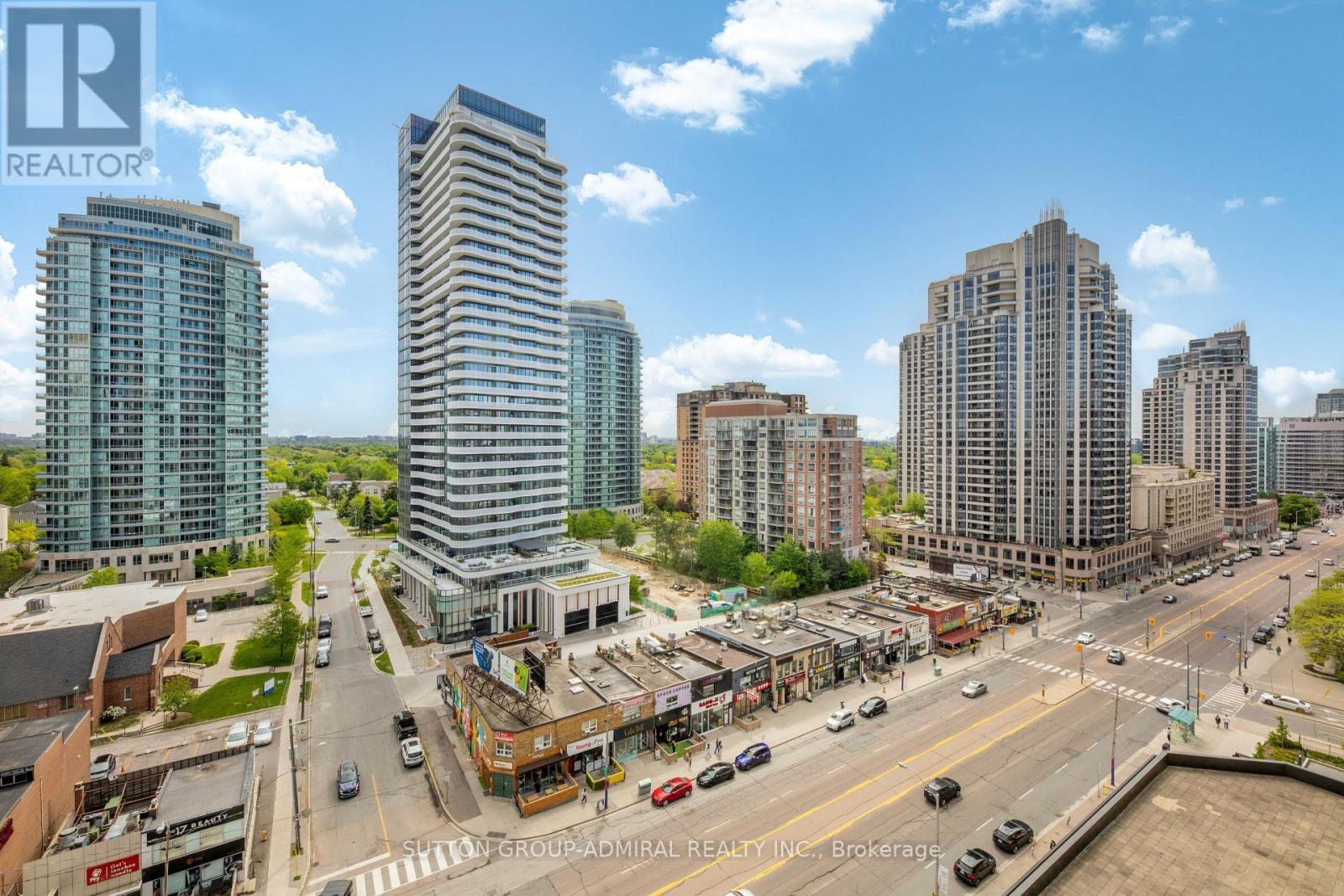 1403 - 5500 Yonge Street, Toronto, ON - Outdoor With Facade