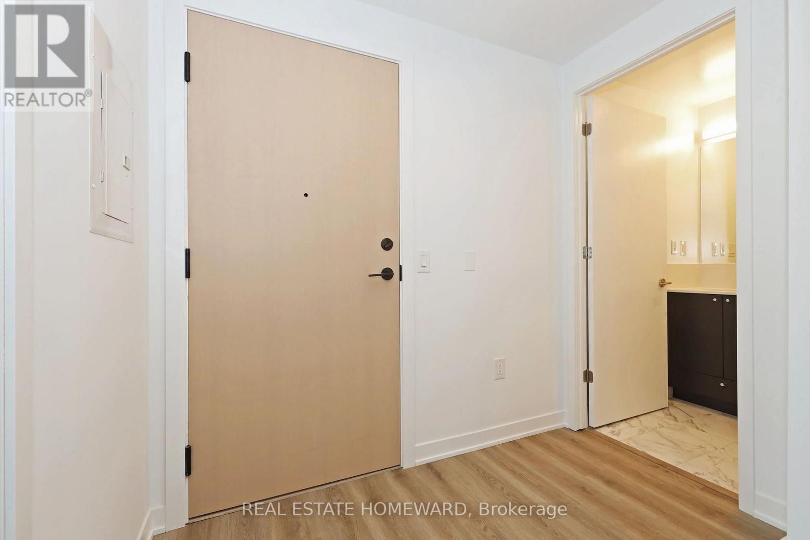 1703 - 10 Oak Street, Toronto, ON