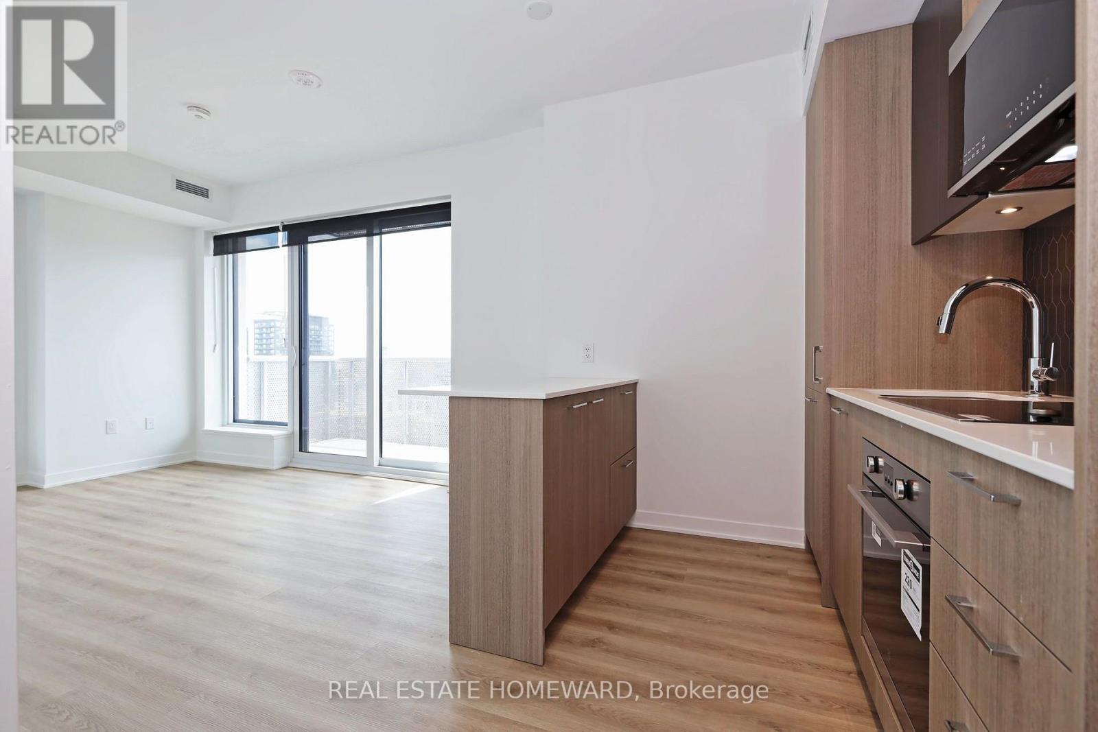 1703 - 10 Oak Street, Toronto, ON