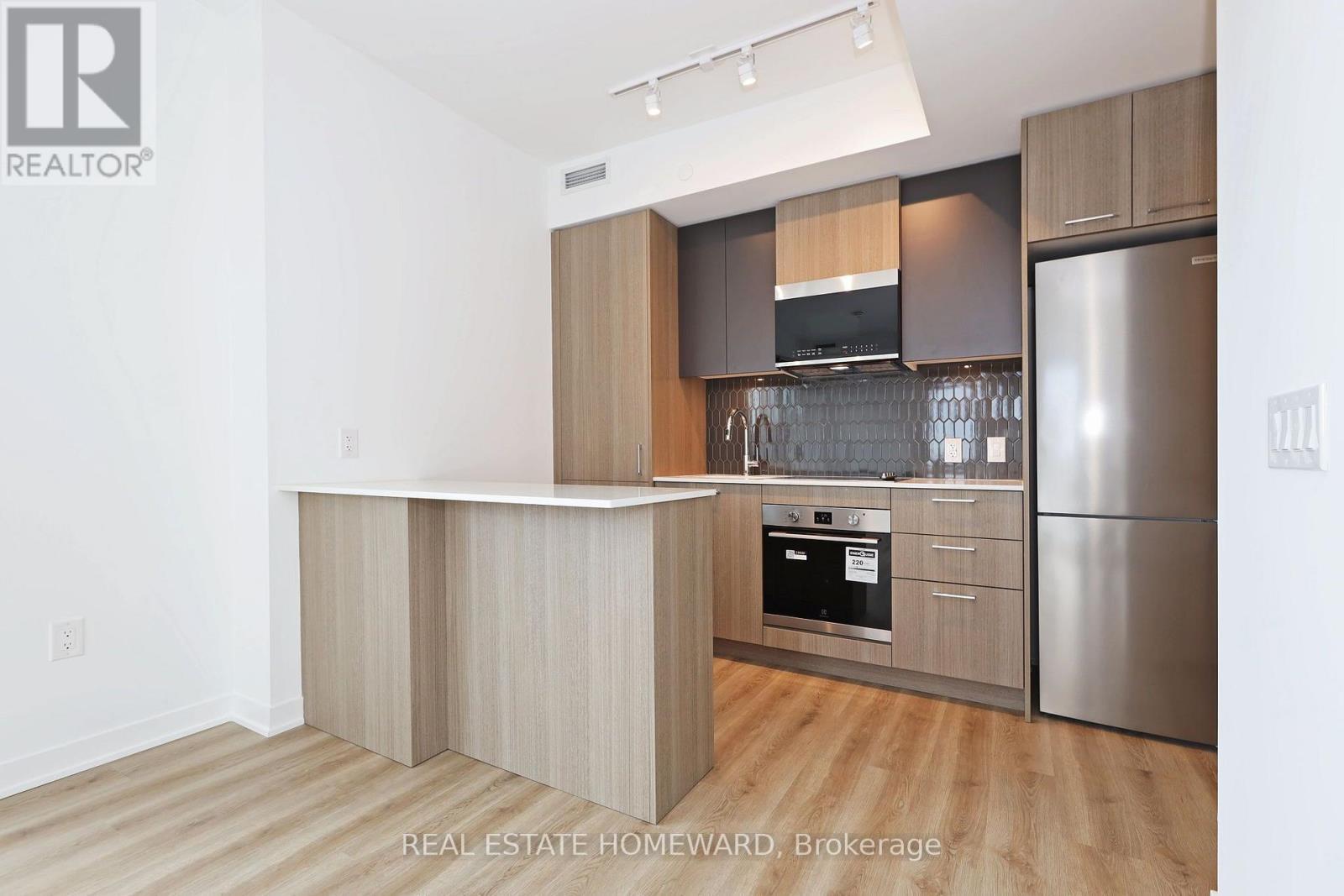1703 - 10 Oak Street, Toronto, ON
