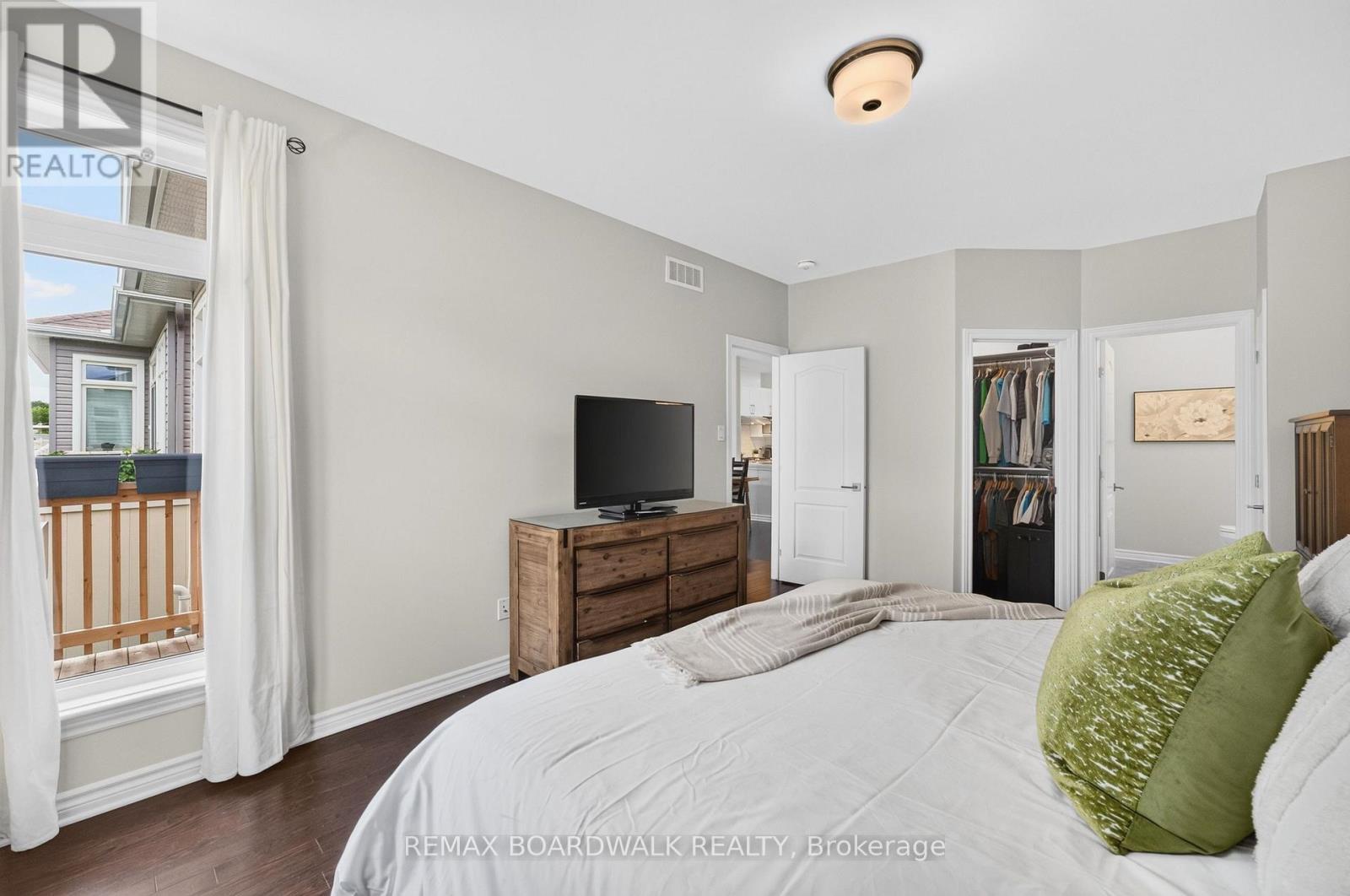 Bright Primary Bedroom - 224 Maygrass Way, Ottawa, ON - Indoor Photo Showing Bedroom