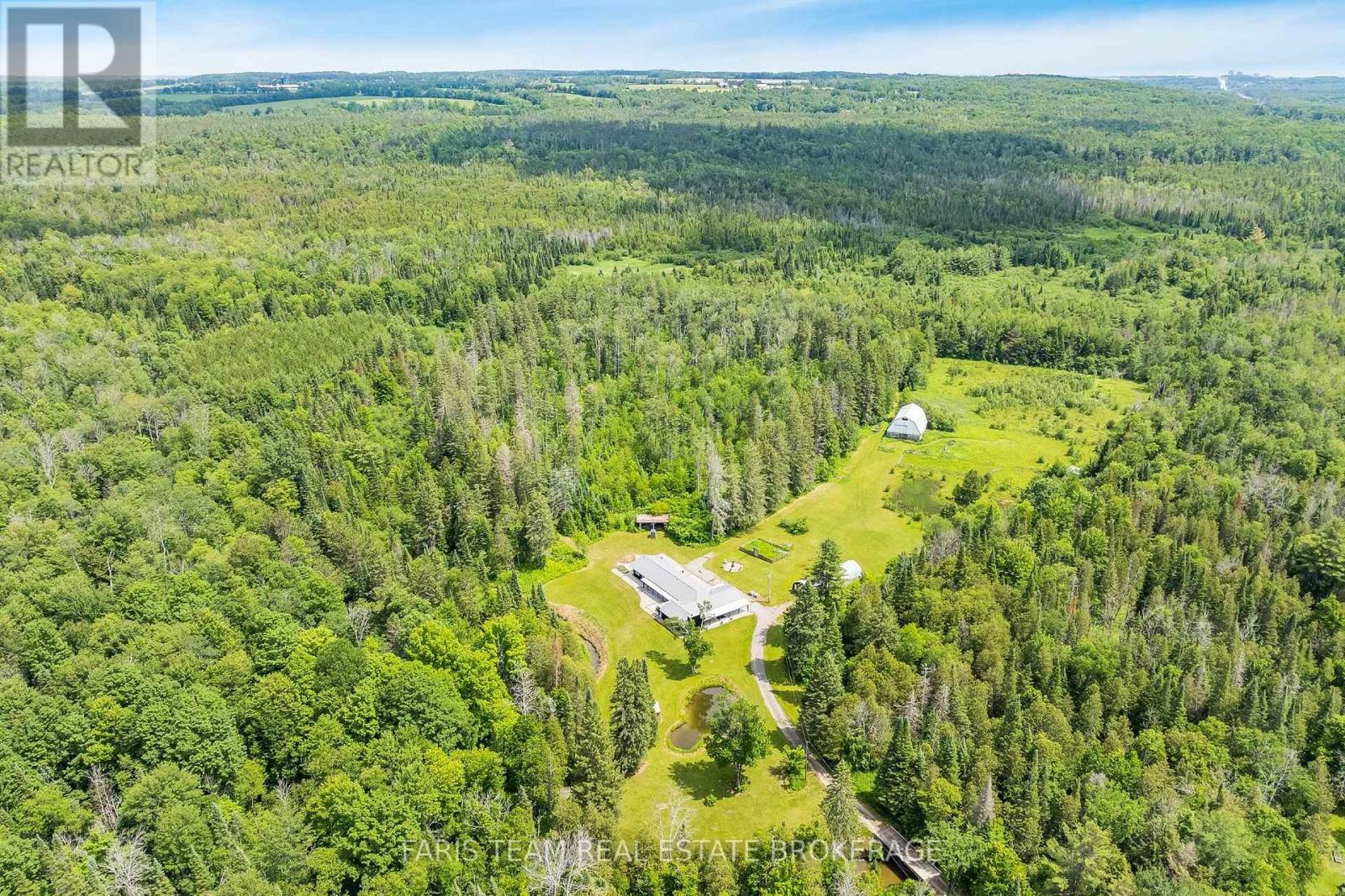 1076 Beaver Lane, Springwater, ON