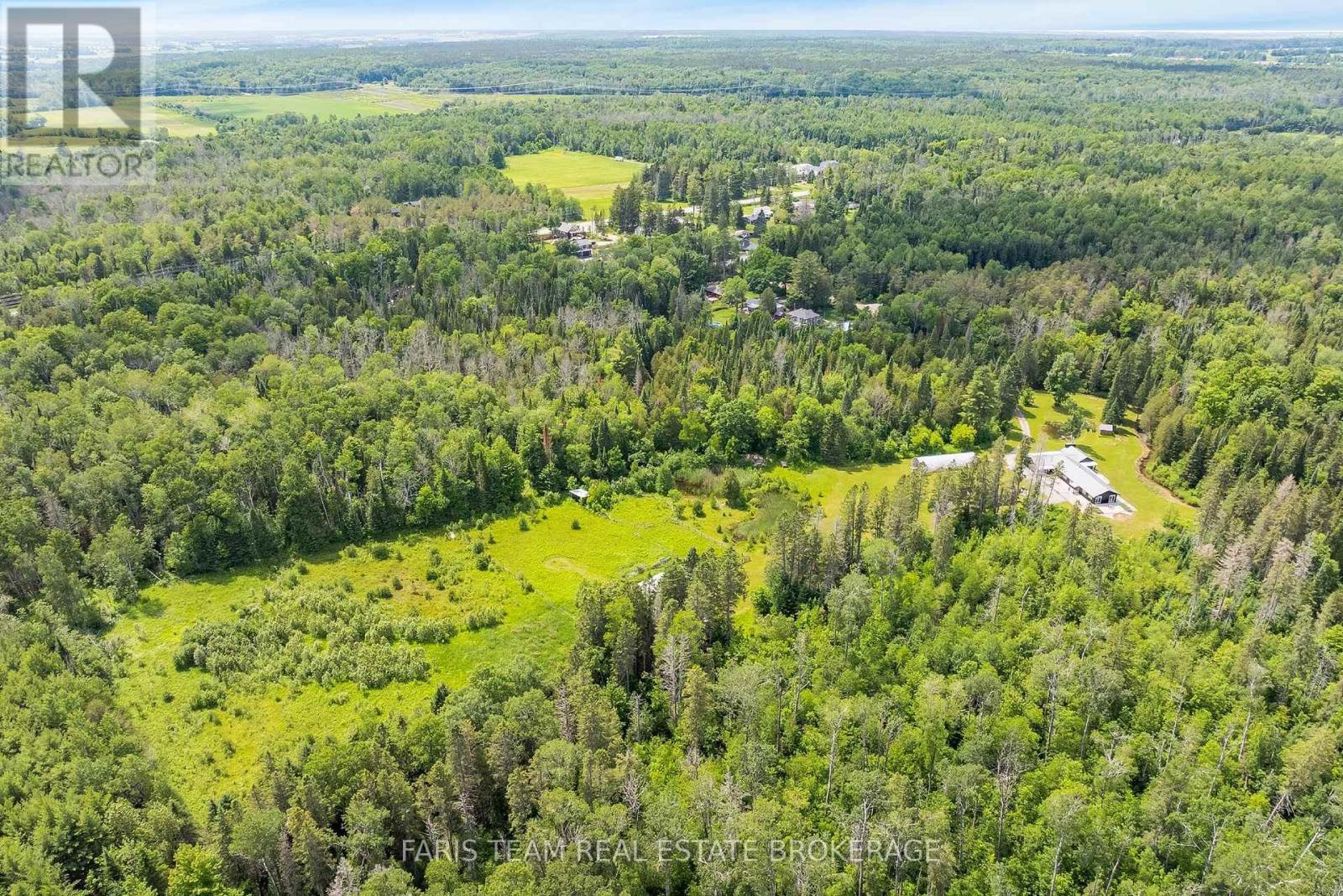 1076 Beaver Lane, Springwater, ON