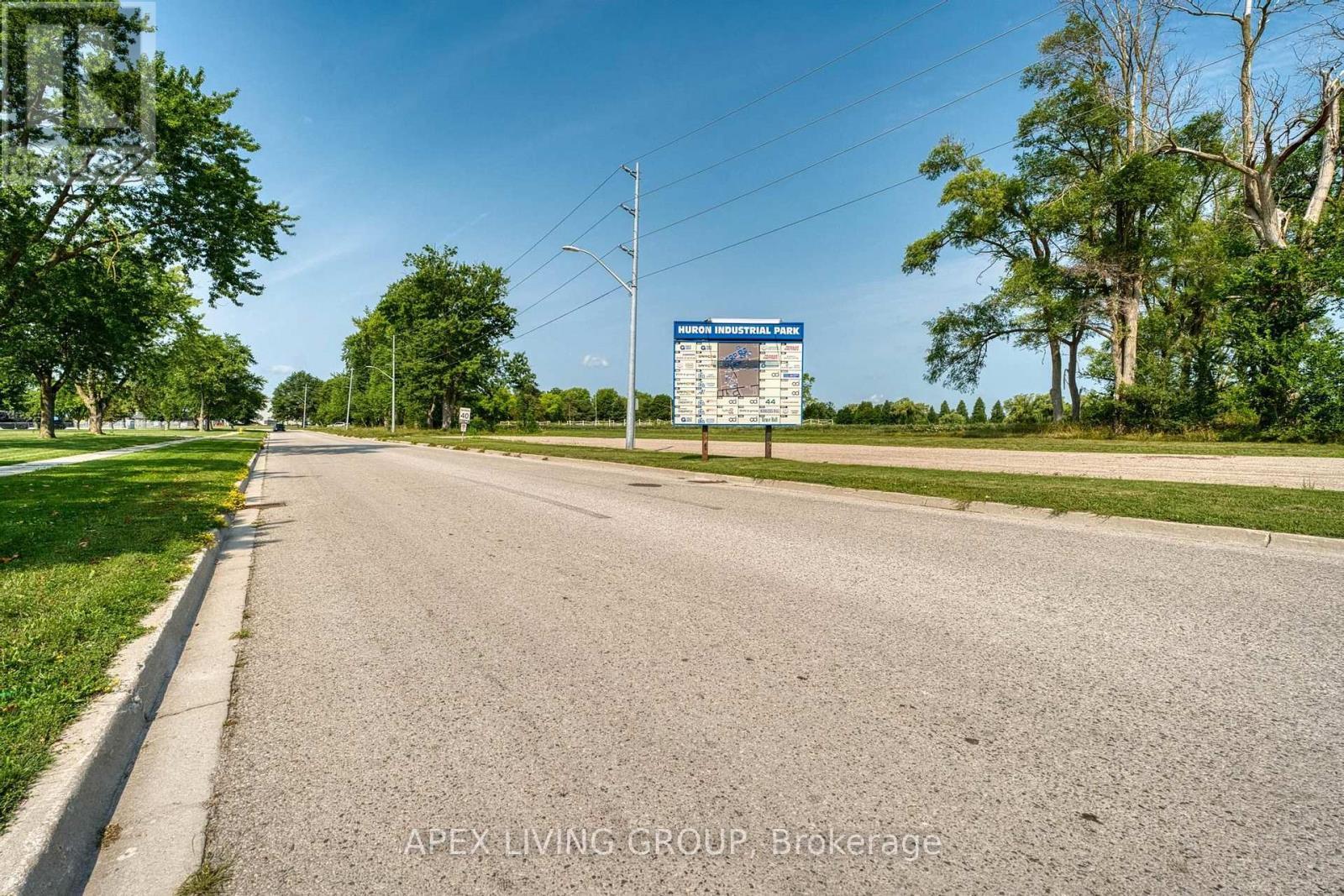 424 Quebec Avenue, South Huron, ON