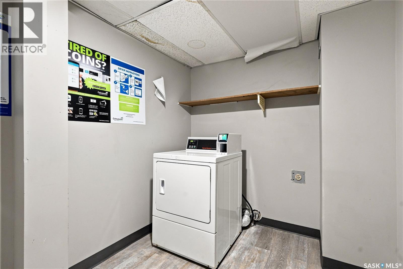 302 345 Kingsmere Boulevard, Saskatoon, SK - Indoor Photo Showing Laundry Room