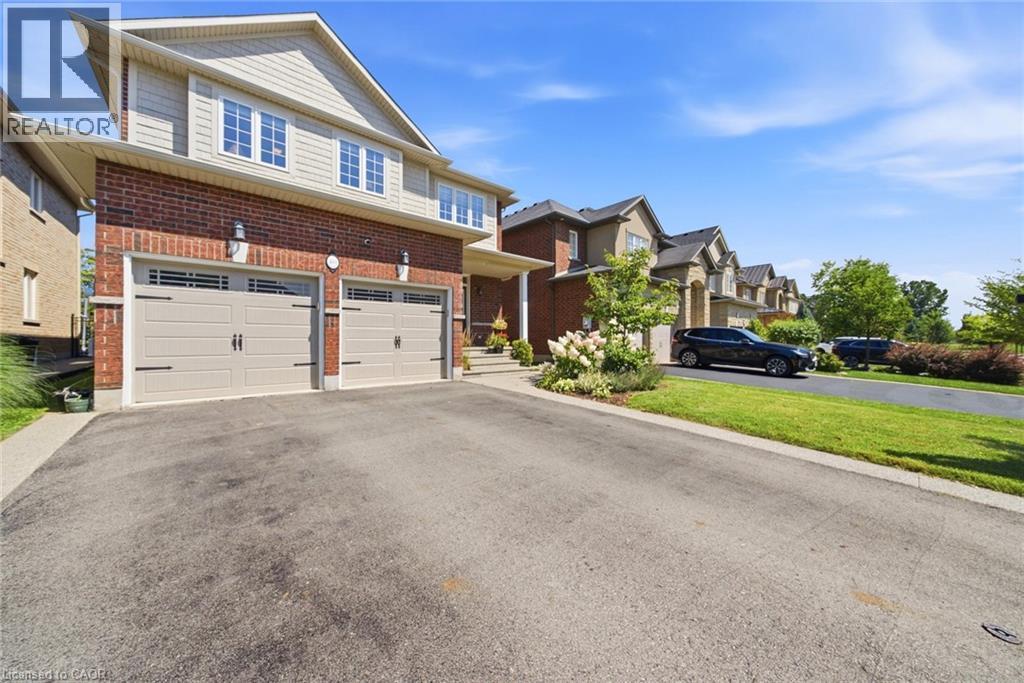 401 Valridge Drive, Ancaster, ON - Outdoor