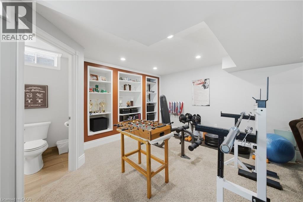 401 Valridge Drive, Ancaster, ON - Indoor Photo Showing Gym Room