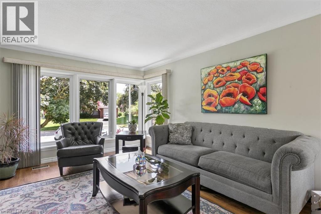 Living room and beautiful bay window - 138 Blueridge Avenue, Kitchener, ON