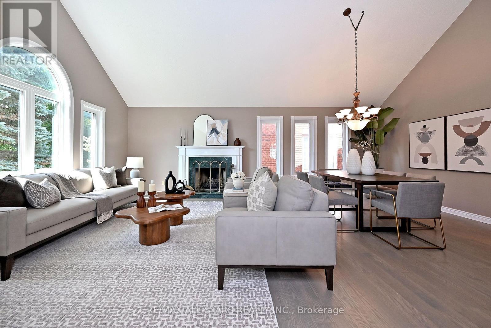 34 Captain Armstrong Lane, Markham, ON - Indoor Photo Showing Living Room With Fireplace