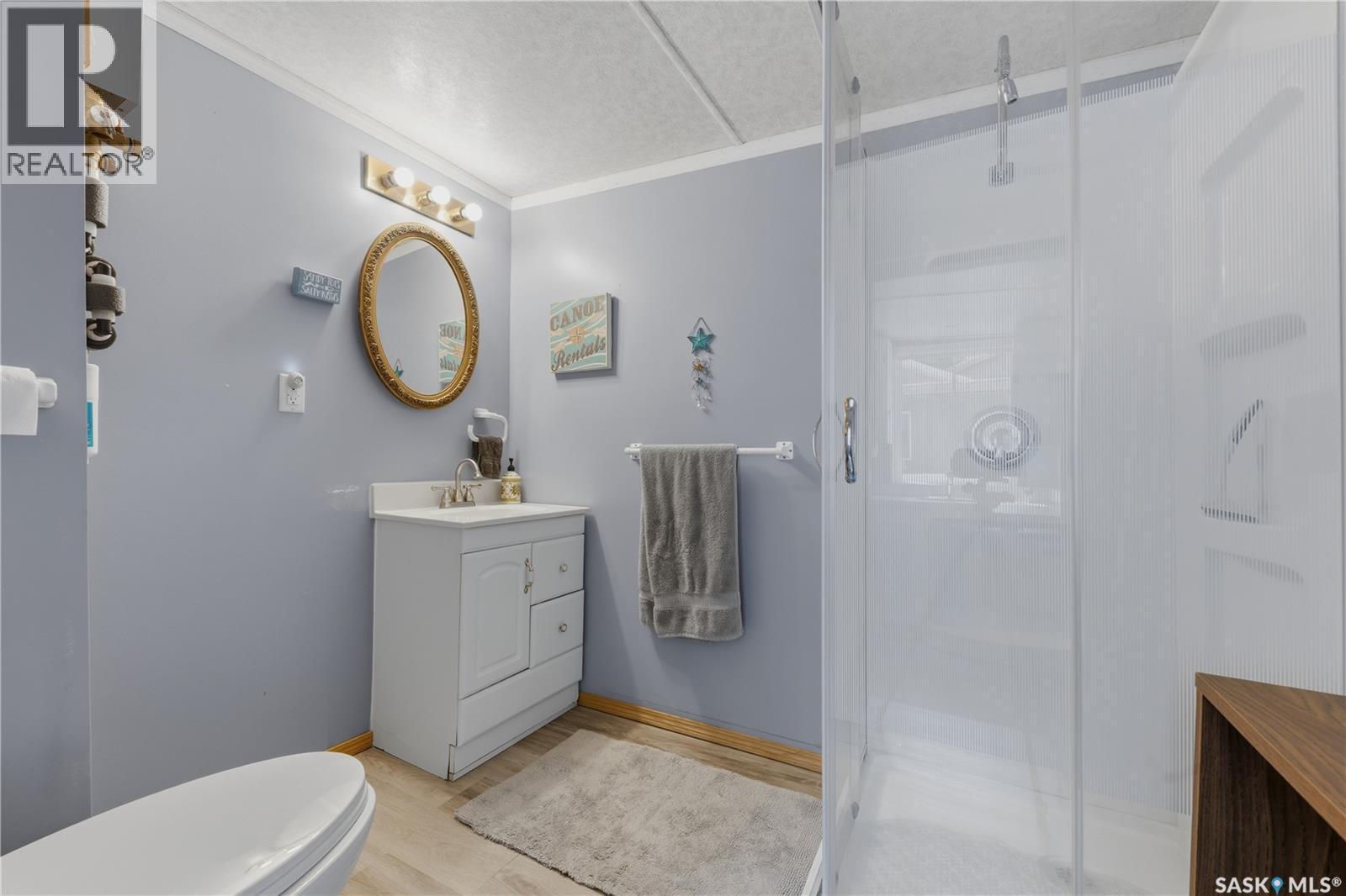 65 Pelican Drive, Pelican Pointe, SK - Indoor Photo Showing Bathroom