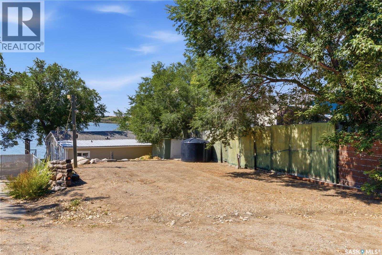 65 Pelican Drive, Pelican Pointe, SK - Outdoor
