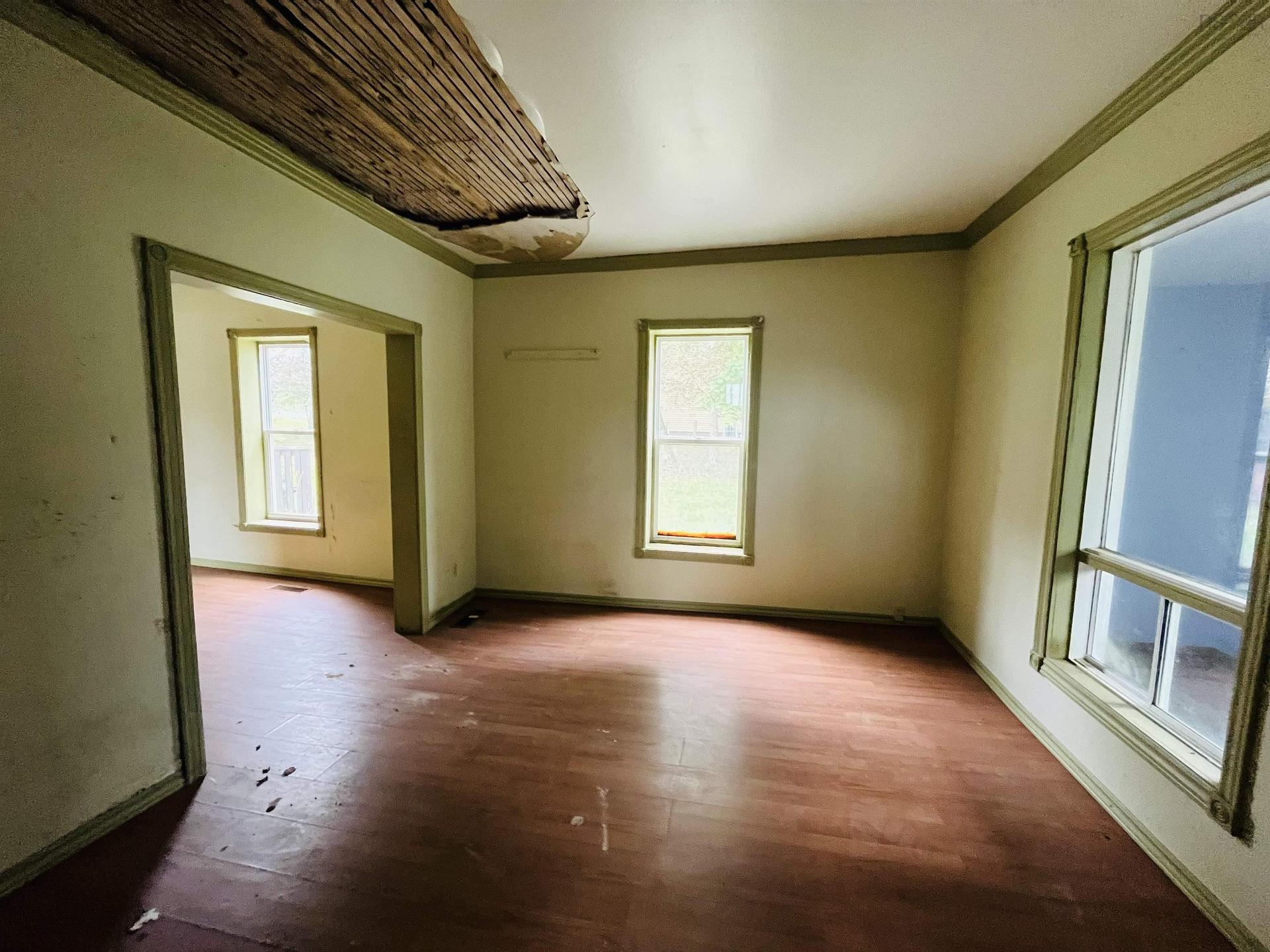 26 Fairview Avenue, Amherst, NS - Indoor Photo Showing Other Room
