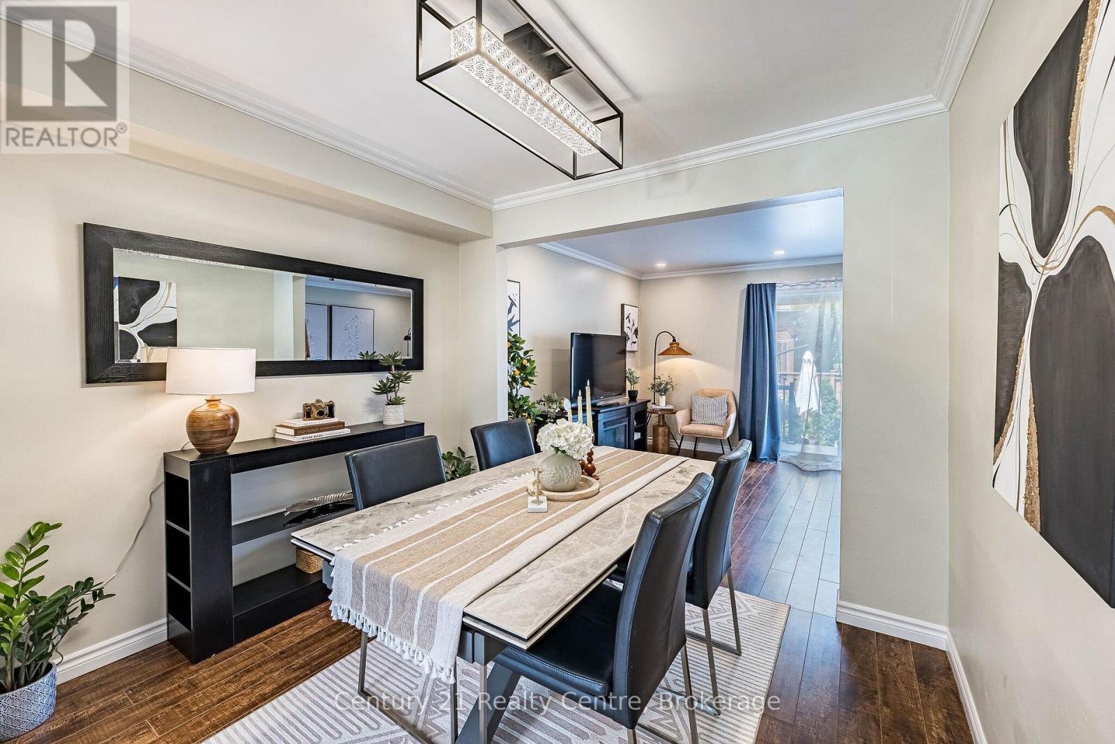 1537 Westminster Place, Burlington, ON - Indoor Photo Showing Dining Room
