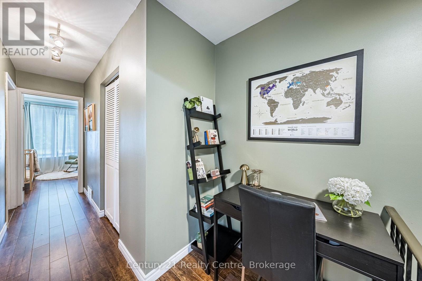 1537 Westminster Place, Burlington, ON - Indoor Photo Showing Office