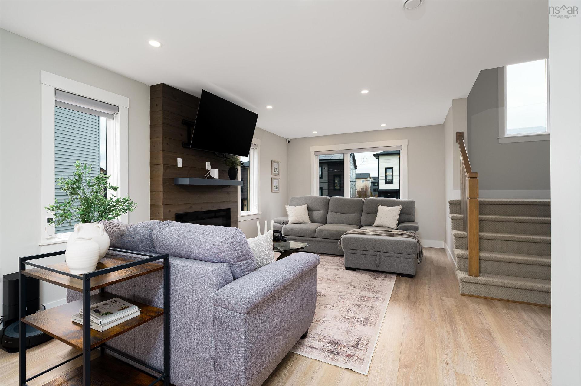 27 Onyx Crescent, Halifax, NS - Indoor Photo Showing Living Room