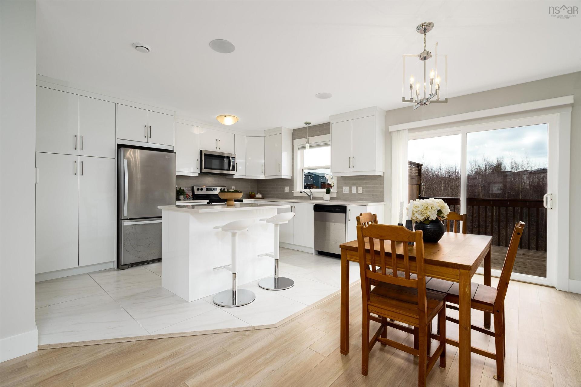 27 Onyx Crescent, Halifax, NS - Indoor
