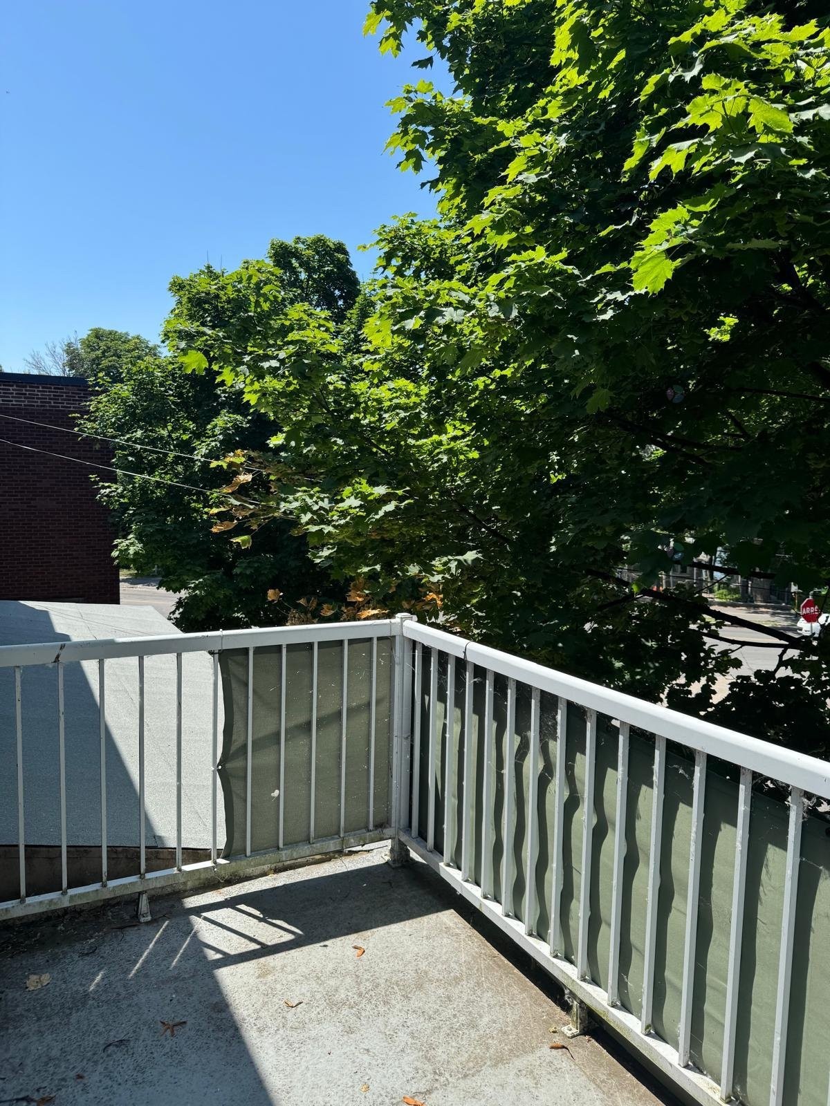 Balcon - 3 Av. Stirling, Montréal (Lasalle), QC - Outdoor
