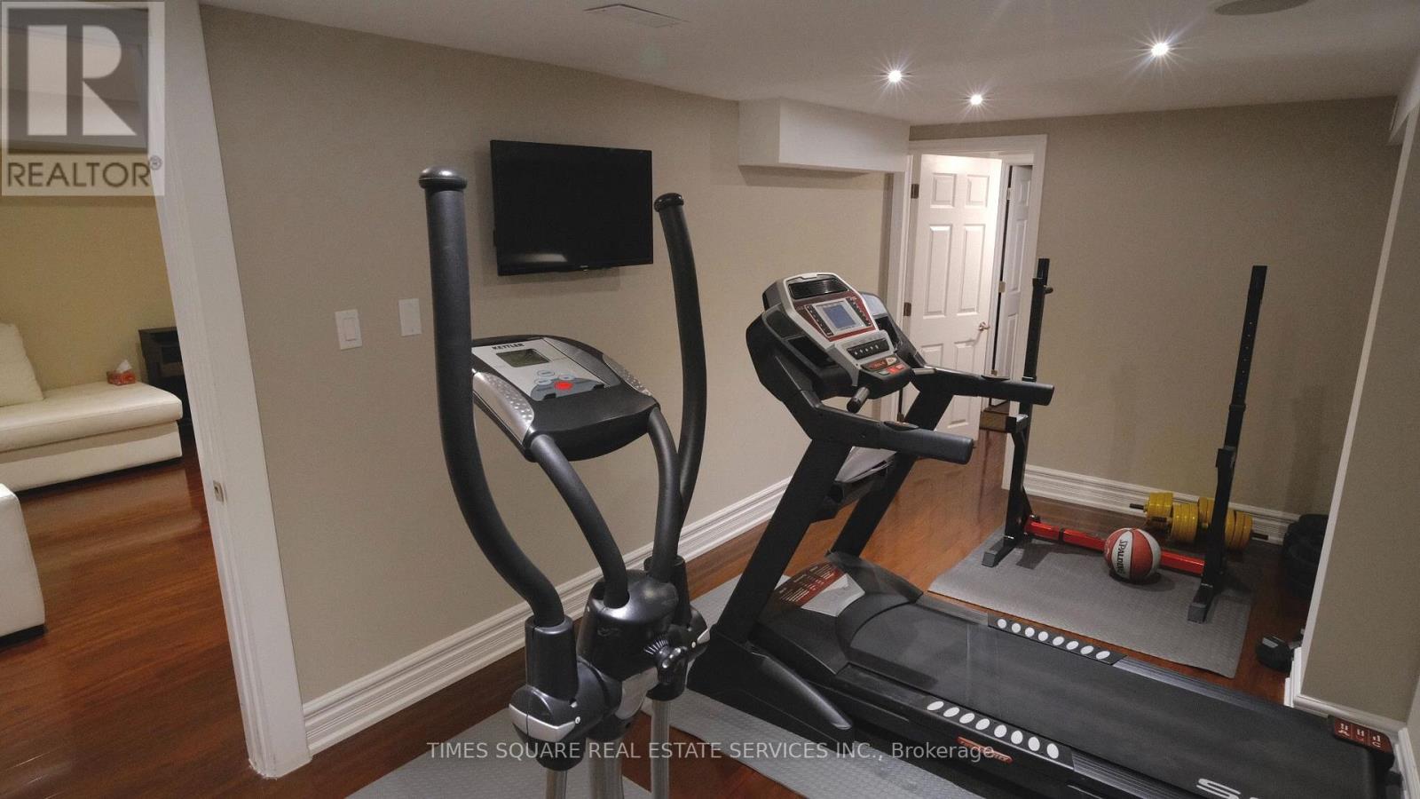 39 Gillings Street, Markham, ON - Indoor Photo Showing Gym Room