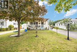 976 BRIARFIELD AVENUE Sarnia, ON N7V 3Z9