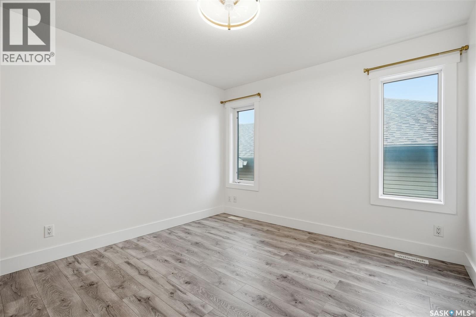 512 Ens Lane, Warman, SK - Indoor Photo Showing Other Room