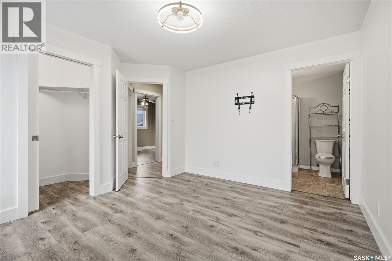 512 Ens Lane, Warman, SK - Indoor Photo Showing Other Room