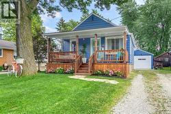 705 ORCHARD AVENUE Sarnia, ON N7V 2X3