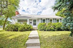 25 HARDING BOULEVARD Richmond Hill, ON L4C 1S7