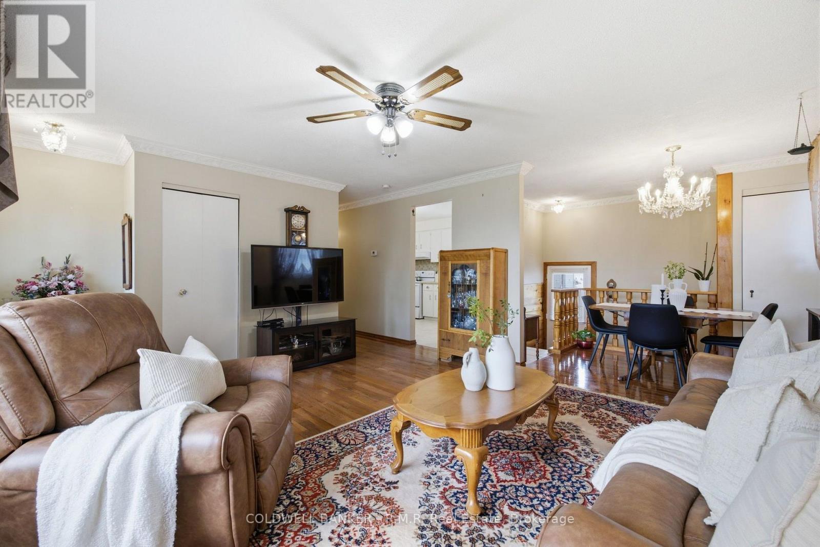 3 Coleman Crescent, Scugog, ON - Indoor Photo Showing Living Room