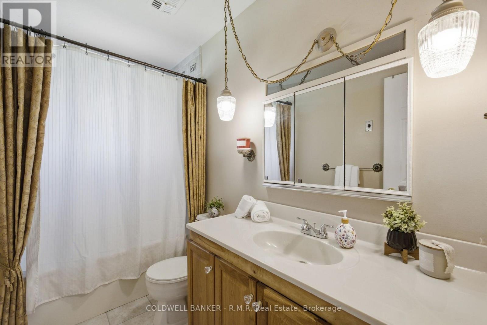 3 Coleman Crescent, Scugog, ON - Indoor Photo Showing Bathroom
