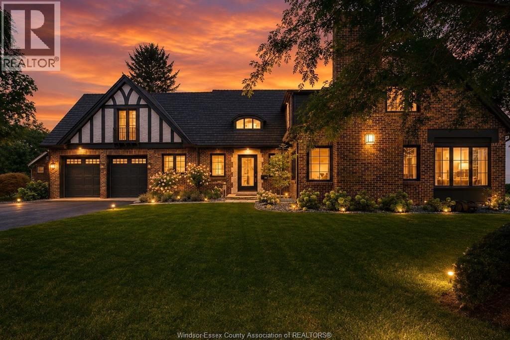 24 Bayshore, Leamington, ON - Outdoor With Facade